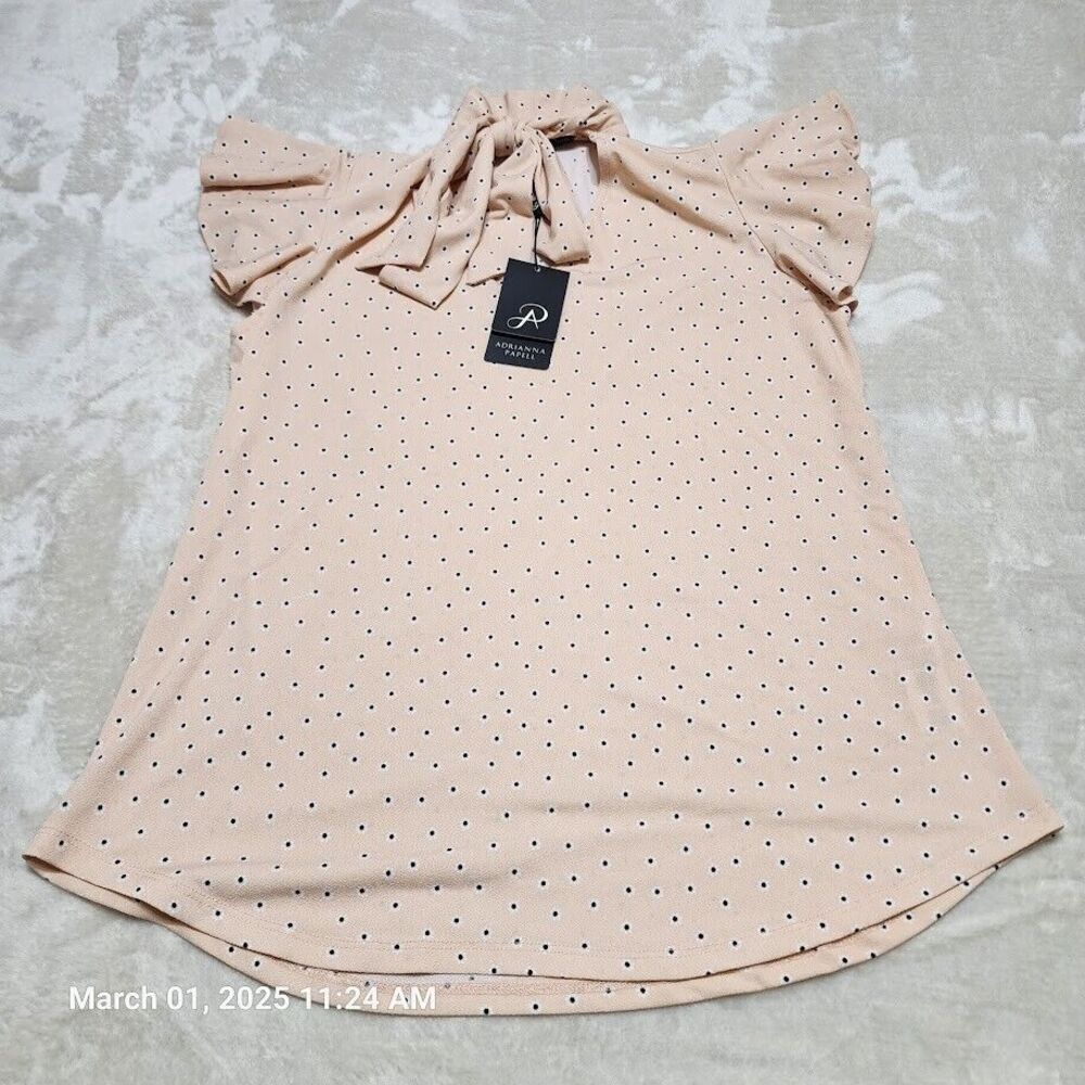 Adrianna Papell Women's Size M Printed Flutter Sleeve Tie Neck Top Peach Daisy